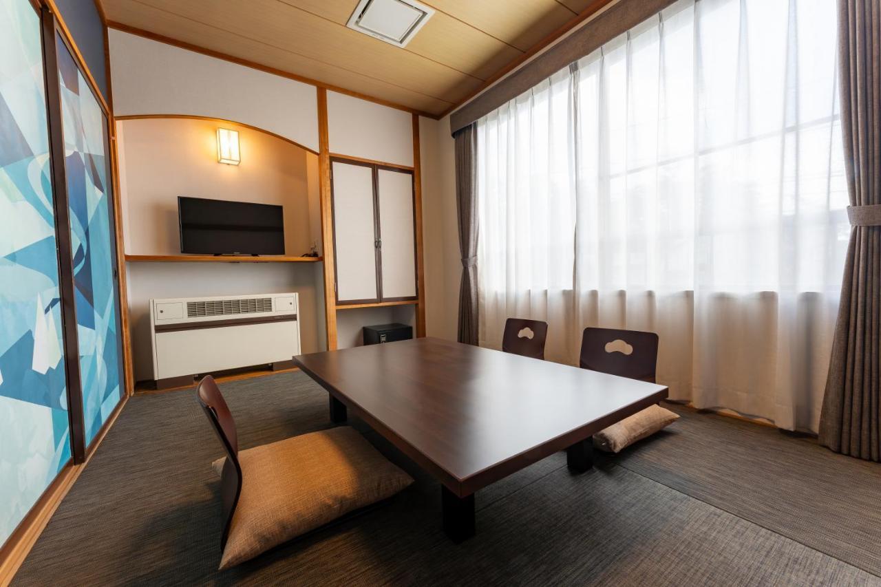 Kamenoi Hotel Kusatsu Yubatake ภายนอก รูปภาพ
