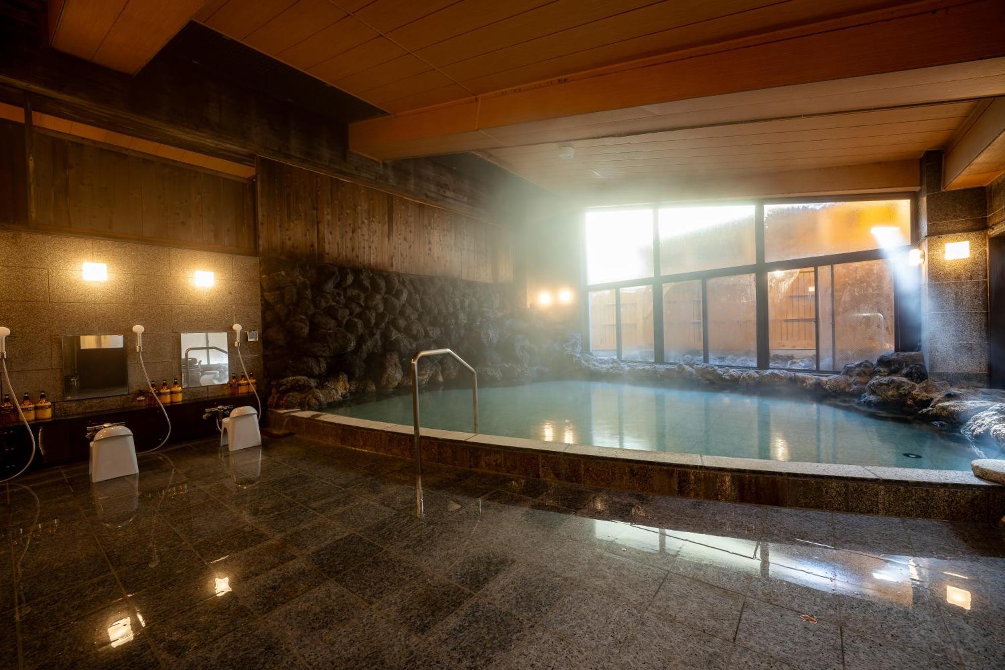 Kamenoi Hotel Kusatsu Yubatake ภายนอก รูปภาพ